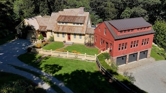 44 Brook St, Groton, CT 06340