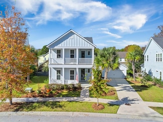 2733 Battery Pringle Dr, Johns Island, SC 29455