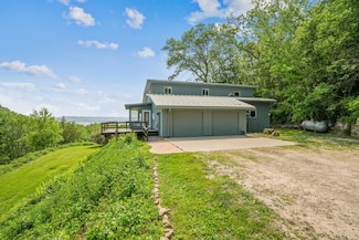 W11598 S Bluff Rd, Stockholm, WI 54769