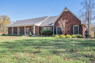 398 N Hummingbird Ln, Dickson, TN 37055