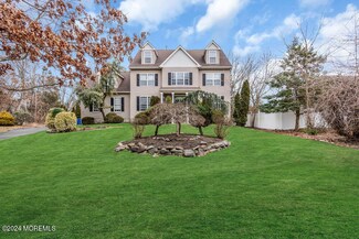 727 Mccormick Dr, Toms River, NJ 08753