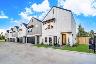 6507 Old Olive Tree Dr, Houston, TX 77091