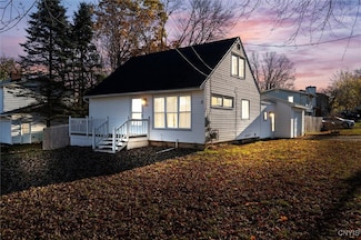 200 Parker Ave, Liverpool, NY 13088