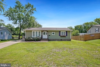 905 Burke Dr, Woodbridge, VA 22191
