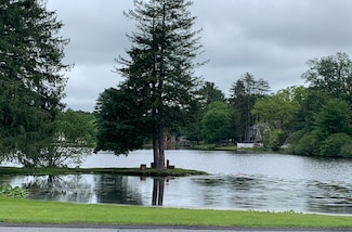 88 Beaver Ln, East Stroudsburg, PA 18302