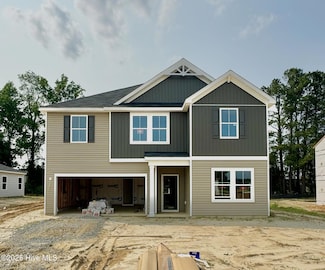 160 N Squires Run Ln, Richlands, NC 28574