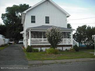 402 Roosevelt St, Jermyn, PA 18433