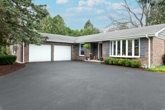 38730 N Gish Ave, Beach Park, IL 60099