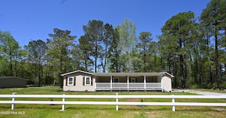 3689 Wright, Tabor City, NC 28463