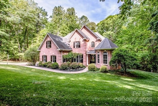 112 Eagle Chase Ln, Troutman, NC 28166