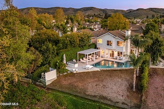 575 Fairfield Rd, Simi Valley, CA 93065