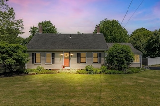 186 White St, Raynham, MA 02767