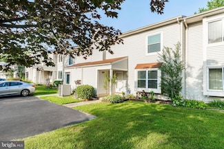 148 Briar Ct, Marlton, NJ 08053