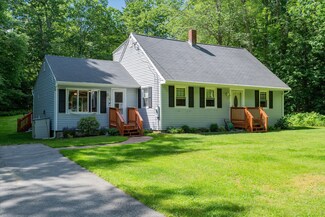 51 Lantern Ln, Windham, ME 04062