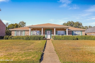 1301 Heidenheim St, Pascagoula, MS 39581