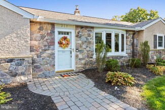 215 Pershing Ave, Horsham, PA 19044