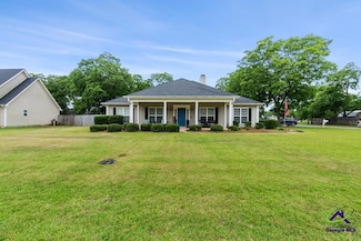 222 Duke Ln, Kathleen, GA 31047
