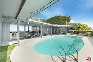 1492 Blue Jay Way, Los Angeles, CA 90069