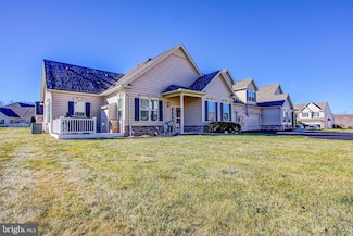 1068 Arbour Ln, Quakertown, PA 18951