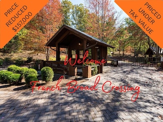 2307 French Broad Pkwy, Marshall, NC 28753