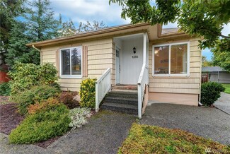 1356 S 279th St, Des Moines, WA 98198
