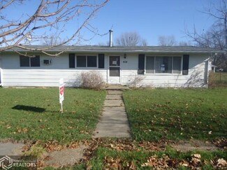404 N Center St, Delta, IA 52550