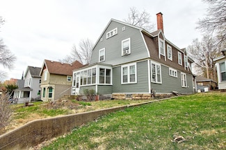 717 W 3rd St, Red Wing, MN 55066