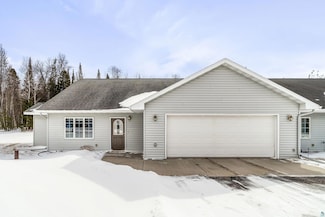 16 Michele Ln, Esko, MN 55733