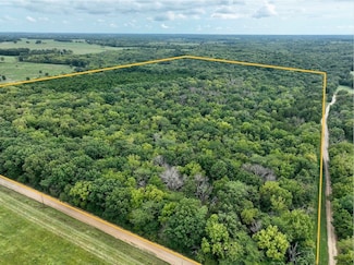 9990 E 1650 Rd, Stockton, MO 65738