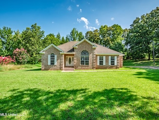 250 Greg Taylor Rd, Courtland, MS 38620