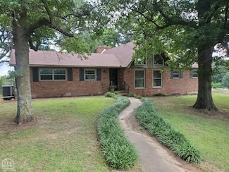 1528 Cr 453, Piggott, AR 72454