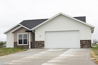 1137 Raven Ave S, Casselton, ND 58012