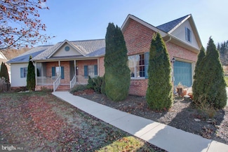 11266 Greenridge Dr, Waynesboro, PA 17268