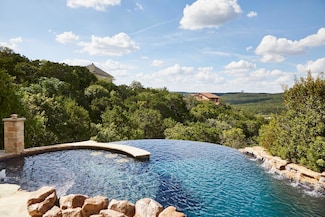 7320 Vista Mountain Dr, Austin, TX 78731