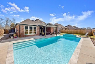 13163 Moss Pointe Dr, Geismar, LA 70734