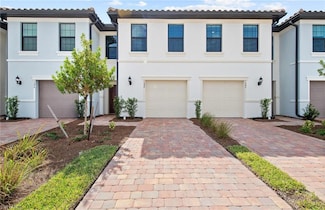 1657 Lake Jessup Cir, Cape Coral, FL 33909