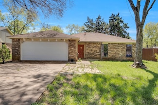 426 Roundtop Blvd, Duncanville, TX 75116