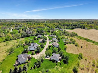 115 Whispering Pines Dr, Nebraska City, NE 68410