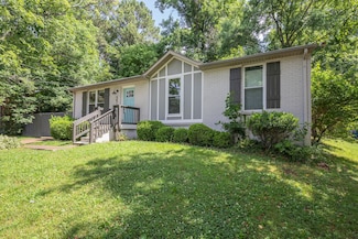 5072 N Hilson Dr, Nashville, TN 37211