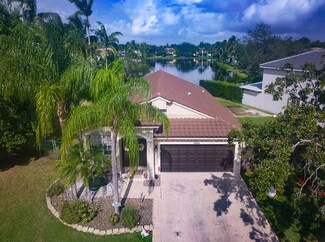20315 SW 5th St, Pembroke Pines, FL 33029