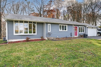 71 Mohawk Dr, Wallingford, CT 06492