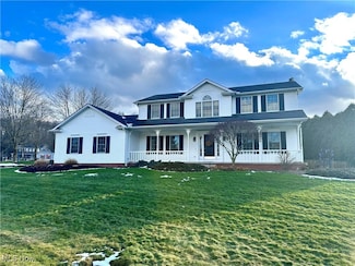 2004 Deer Creek Run, Cortland, OH 44410