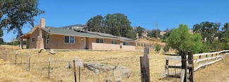30530 George Smith Rd, Squaw Valley, CA 93675