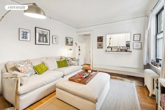 270 W 11th St Unit 4 E, New York, NY 10014