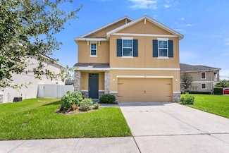 903 Ashentree Dr, Plant City, FL 33563