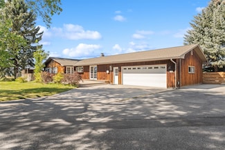 780 Mason Ln, Corvallis, MT 59828