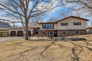 11562 42nd St NE, Spicer, MN 56288