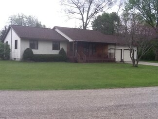 7870 S Maria St, Rothbury, MI 49452