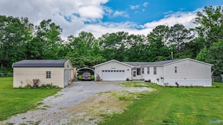 154 Creekside Dr, Gadsden, AL 35903
