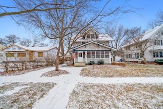 926 11th St, Nevada, IA 50201